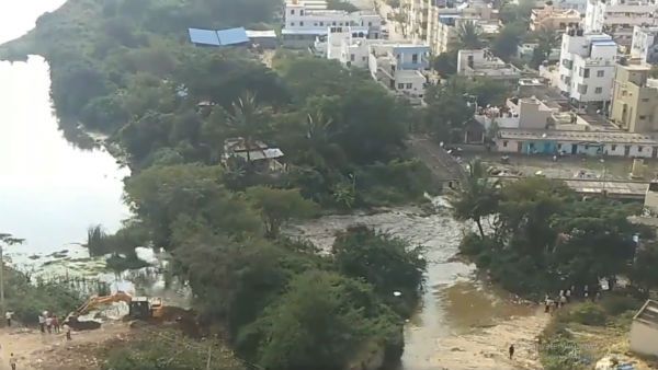 বৃষ্টি ছাড়াই বেঙ্গালুরুতে প্লাবিত ২৫০ টি বাড়ি! চরম বিপর্যয়ে এলাকাবাসী