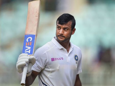 মায়াঙ্কের অতিমানবিক ব্যাটিং-এ ভর করে রানের পাহাড়ে ভারত