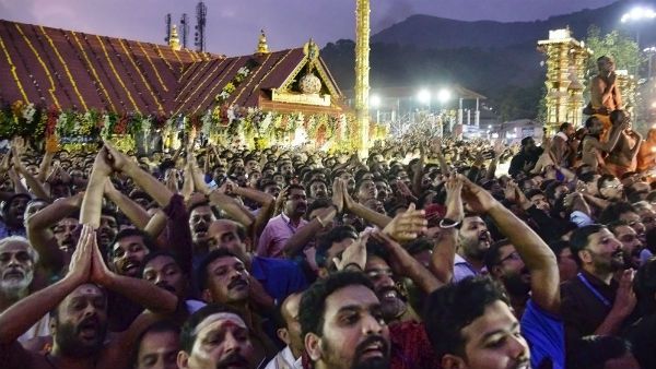 শবরীমালা হোক বা মসজিদ, সব ধর্মীয় স্থানের জন্য অভিন্ন নীতি বিবেচনা করবে শীর্ষ আদালত