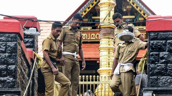 শবরীমালায় ফের নারীর প্রবেশে বাঁধা, ফিরিয়ে দেওয়া হল ১০ মহিলাকে