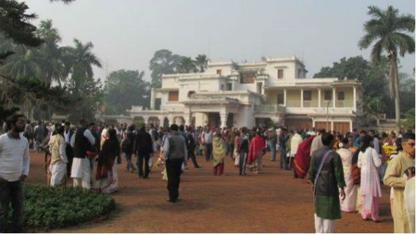 বিখ্যাত চিত্রশিল্পী নন্দলাল বসুর চিনা ছাত্রর ছবির প্রদর্শন পেকিং বিশ্ববিদ্যালয়ে