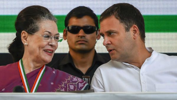 কংগ্রেসকে গান্ধী বংশের ট্যাগ-মুক্ত করার উদ্যোগ, রাহুলের নেতৃত্বে আড়াআড়ি বিভাজন