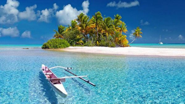 পাঁচতারা হোটেল বুক করে ঘুরতে গিয়ে পর্যটক দেখলেন হোটেলই নেই, তারপর কী হল...