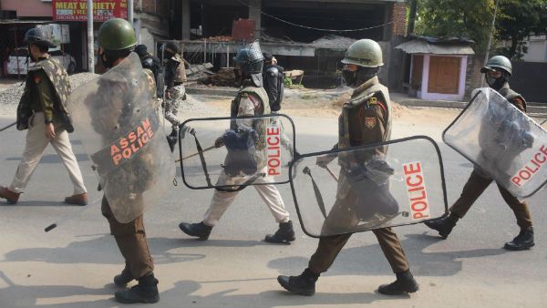 নাগরিকত্ব ইস্যুতে কর্মচারীদের বিক্ষোভে সামিল না হওয়ার পরামর্শ বহুজাতিক সংস্থাগুলির