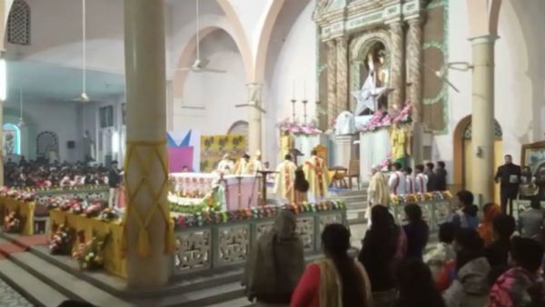 বড়দিনে প্রভু যীশুর কাছে চা বাগান খোলার প্রার্থনা কালচিনিতে