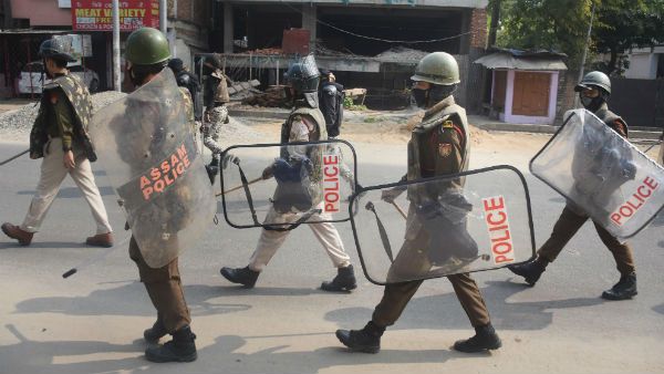 CAA-র প্রতিবাদে উত্তাল মেঘালয়, শিলংয়ে জারি কার্ফু, বন্ধ ইন্টারনেট