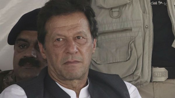 পাক অধিকৃত কাশ্মীরে উচ্চ শিক্ষার দাবিতে ইমরান খান সরকারের বিরুদ্ধে বিক্ষোভ যুবাদের