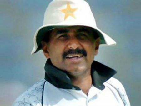 ভারতে ক্রিকেট বন্ধ করে দেওয়ার জন্য আইসিসি-কে আর্জি জাভেদ মিয়াঁদাদের