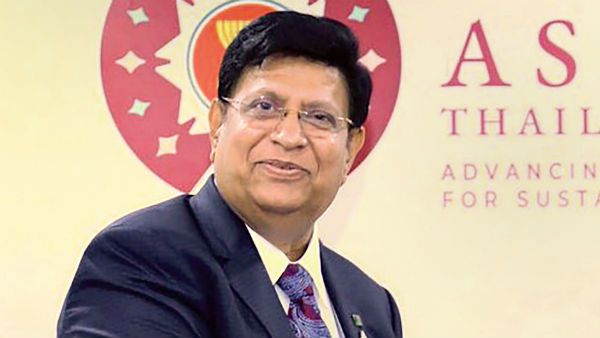 ভারত-পাক দুই দেশের বিরুদ্ধেই মুখ খুলল বাংলাদেশ!'সার্ক' নিয়ে মোমেনের নয়া দাবি