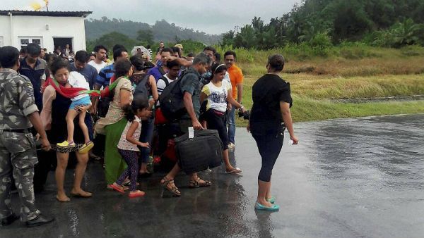 নাগরিকত্ব আইনের প্রতিবাদ করায় নরওয়ের পর্যটককে দেশ ছাড়ার নির্দেশ