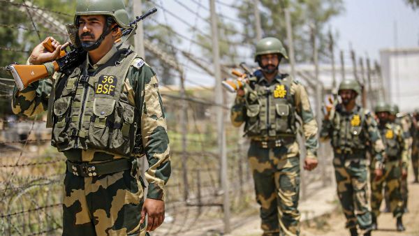 এনআরসি-র ভয়ে বাংলাদেশে ফিরে যাচ্ছে পশ্চিমবঙ্গ ও অসমে থাকা অনুপ্রবেশকারীরা!