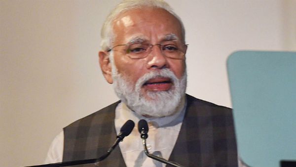 তৃতীয় ওয়েভ নিয়ে সতর্ক কেন্দ্র! দ্রুত ১৫০০টি অক্সিজেনের প্লান্ট তৈরির কাজ শেষ করার নির্দেশ মোদীর