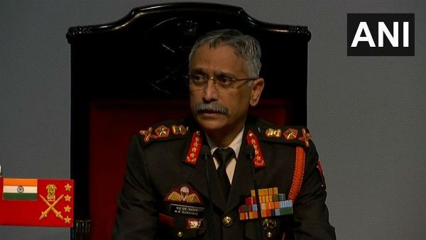 দেশের সংবিধান ভারতীয় সেনাকে সামনের পথ দেখাবে, জানালেন সেনাপ্রধান নারভানে