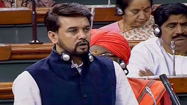 দিল্লির আবগারি দুর্নীতির নেপথ্যে রয়েছেন অরবিন্দ কেজরিওয়াল, কটাক্ষ অনুরাগ ঠাকুরের