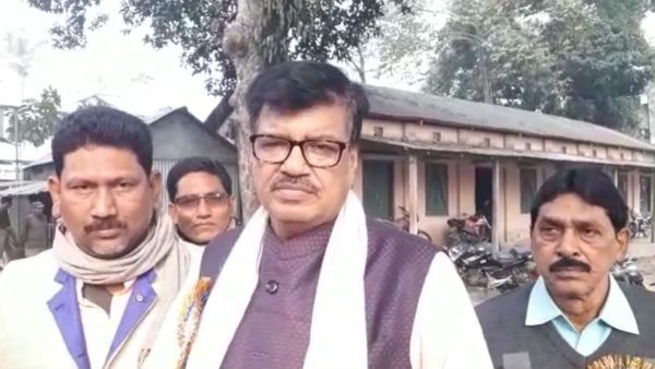 দুর্ঘটনার কবলে পড়ল উত্তরবঙ্গ উন্নয়নমন্ত্রী রবীন্দ্রনাথ ঘোষের গাড়ি, উত্তেজনা