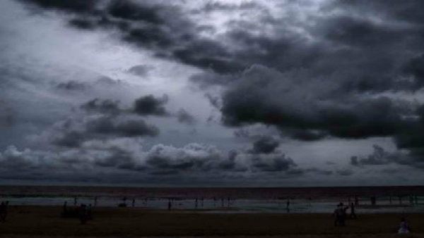 বাংলায় জাঁকিয়ে ঠান্ডার পরই আসছে বৃষ্টির দাপট! বসন্তের আবহাওয়া নিয়ে কোন বার্তা রিপোর্টে