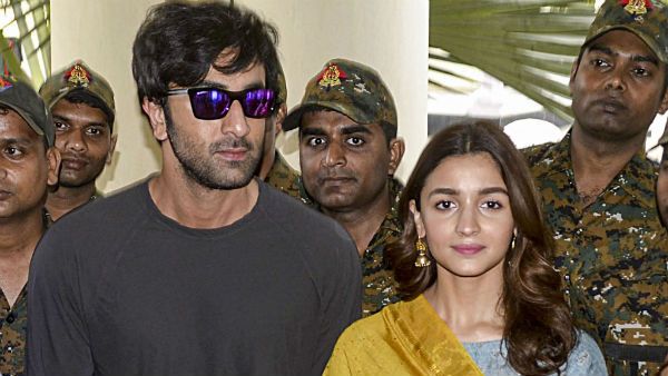 অরমান– অনিশার বিয়ের রিসেপশনে একসঙ্গে দেখা গেল আলিয়া–রনবীরকে