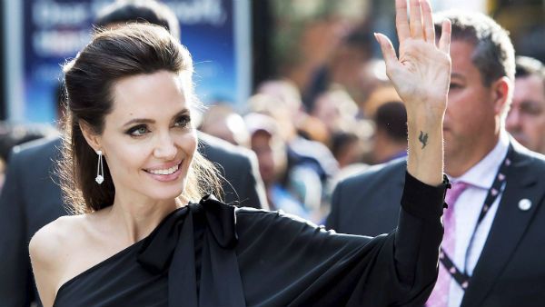 অস্কারের মঞ্চে অনুপস্থিত অ্যাঞ্জেলিনা, আসল কারনটি জেনে নিন