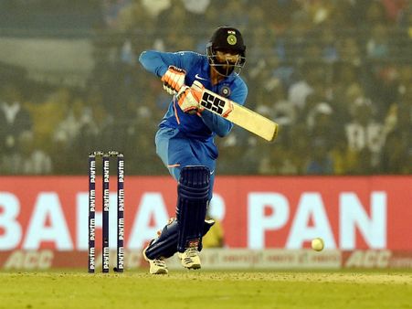 জাদেজা- সাইনির মরিয়া লড়াই শেষে হার, বিশ্বকাপের স্মৃতি ফিরিয়ে সিরিজ জিতল নিউজিল্যান্ড
