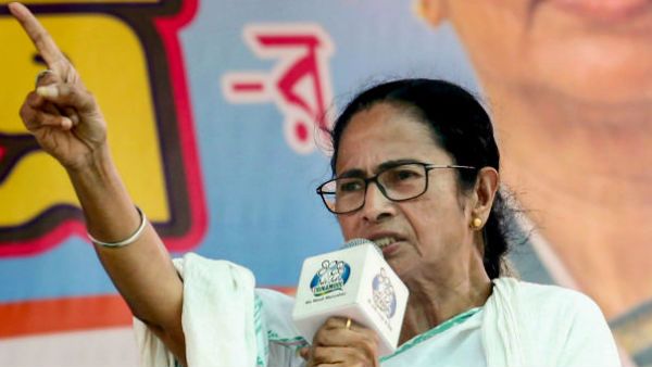 চোখের সামনে তিন মৃত্যু দেখলাম! তাপস পালকে শেষ শ্রদ্ধা জানিয়ে বিস্ফোরক মমতা