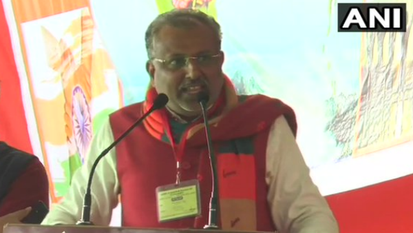 'ওঁরা সুর্পনখার বংশধর বলে বোরখা পরেন', বিতর্কের পারদ চড়ালেন বিজেপি মন্ত্রী