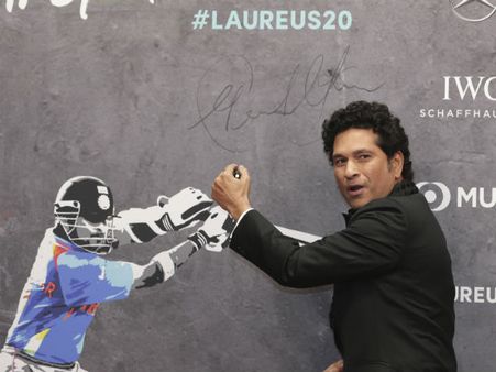 স্বীকৃতির দিনে নেলসন ম্যান্ডেলাকে কেন স্মরণ করলেন সচিন তেন্ডুলকর