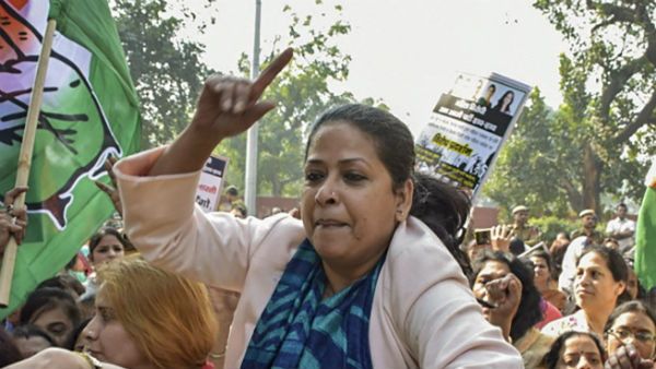 'নীতিহীনতাই হারিয়ে দিল', দিল্লি ভোটে কংগ্রেস নিয়ে বিস্ফোরক প্রণব-কন্যা শর্মিষ্ঠা