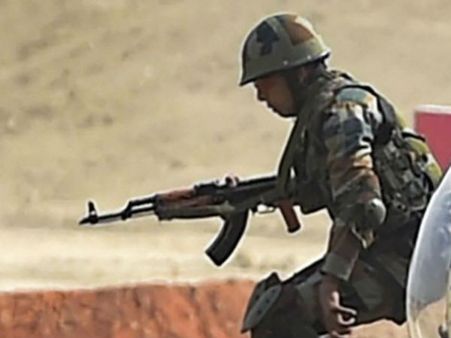 শপিং মলে জওয়ানের এলোপাথারি গুলিতে মৃত কমপক্ষে ১২