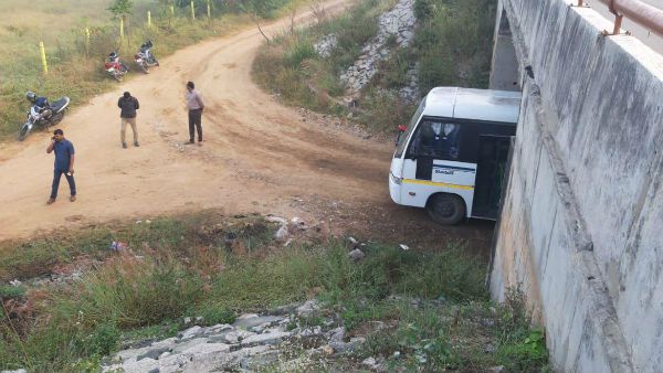 তেলাঙ্গানায় গণধর্ষণে অভিযুক্তদের এনকাউন্টার এবার ফিল্মে! নামী পরিচালক শুরু করছেন স্ক্রিপ্টিং