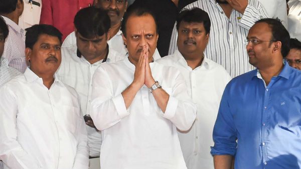 বিজেপির দিকেই কি ঝুঁকে যাওয়ার ইঙ্গিত এনসিপির উপমুখ্যমন্ত্রীর! ফের খবরে অজিত পাওয়ার