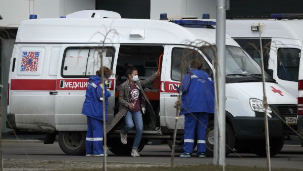‌কোয়ারান্টাইনে থাকা ব্যক্তি বাড়ি থেকে বেরিয়ে কামড়ে দিল বৃদ্ধাকে, মৃত্যু ৮০ বছরের বৃদ্ধার