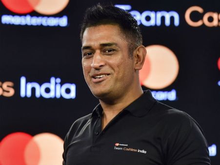 নির্বাচক প্রধান বাছাইয়ের সাক্ষাৎকার পর্বেও প্রাধান্য পেল এমএস ধোনির ভবিষ্যত!