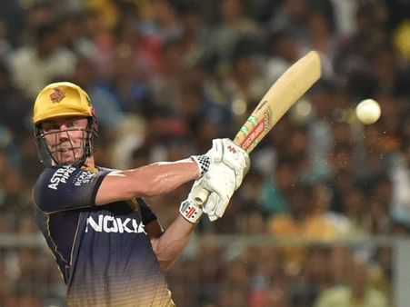 করোনা আতঙ্কে টি-২০ লিগের মাঝপথেই দেশে ফিরলেন অস্ট্রেলিয়ান বিধ্বংসী ওপেনার