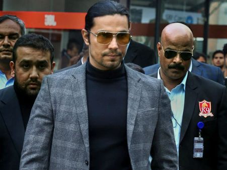 ‌হলিউডে অভিনয় করবেন রণদীপ হুদা, প্রকাশ অভিনেতার ফার্স্ট লুকস