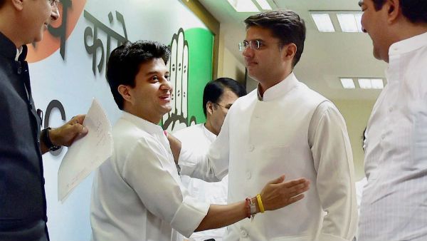 সিন্ধিয়ার পথে হাঁটবেন না সচিন, তৈরি করতে চলেছেন নিজের দল, এমনই ইঙ্গিত পাইলট ঘনিষ্ঠের