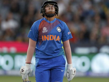 বিশ্বকাপের ফাইনালে বিপর্যয়ের পর আইসিসি ক্রমতালিকায় শাফালির পতন