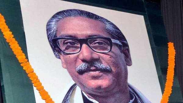 গোপনে কলকাতা থেকে ঢাকায় ফিরেও শেষ রক্ষা হল না! রাতেই ফাঁসি হচ্ছে বঙ্গবন্ধুর হত্যাকারীর