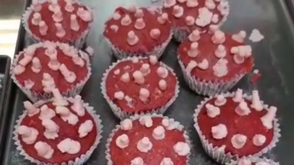 মিষ্টির দোকানে হাজির করোনা সন্দেশ! জনপ্রিয়তায় খুশি মিষ্টি ব্যবসায়ীরা