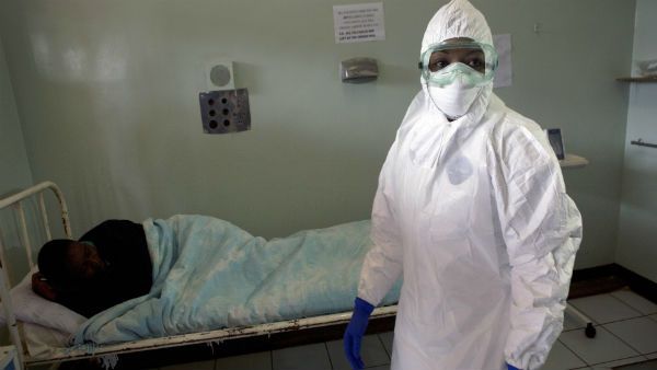 করোনায় জয়ী হলেন ৯৯ বছরের দ্বিতীয় বিশ্বযুদ্ধের সেনা, সামরিক সম্মান দেওয়া হল তাঁকে