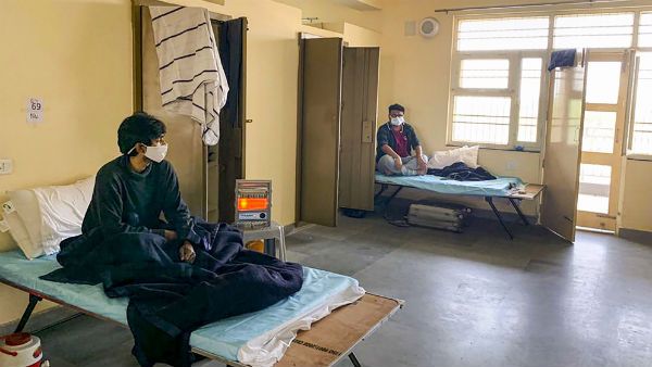 ৭২ টি পরিবার কোয়ারেন্টাইনে ! পিৎজা ডেলিভারি কর্মীকে ঘিরে চাঞ্চল্য