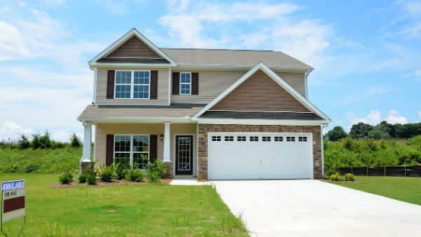 করোনার প্রভাব এবার সম্পত্তির মূল্যের ওপর, সমস্যায় রিয়েল এস্টেট