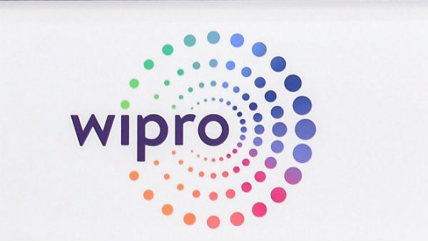 প্রতিবাদের আওয়াজ উঠলেও ৩০০ কর্মী ছাঁটাই নিয়ে বিচলিত নন Wipro কর্তা