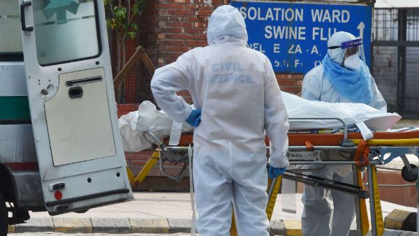 অন্য দেশের তুলনায় ভারতে প্রতি লক্ষ জনসংখ্যায় মৃত্যু হচ্ছে ০.‌২ জনের, জানালো স্বাস্থ্য মন্ত্রক