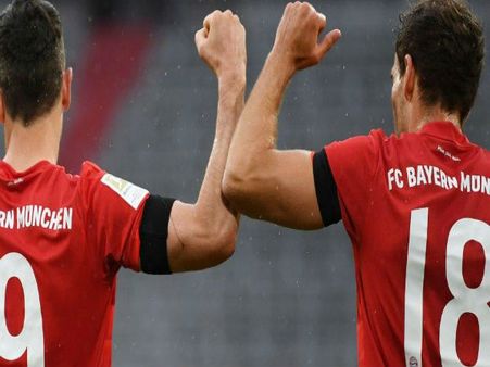 করোনা উদ্বেগের মাঝে ফুটবল ফ্যানেদের মন ভরাল বুন্দেসলিগার ৭ গোলের ম্যাচ!