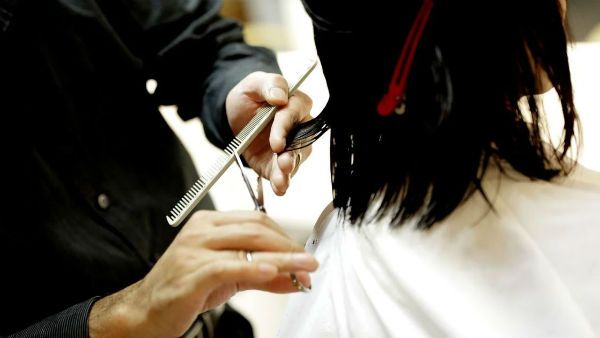 তরকারিতে অতিরিক্ত নুন, স্ত্রীয়ের চুল কেটে ন্যাড়া করে দিল গুজরাতের ব্যক্তি