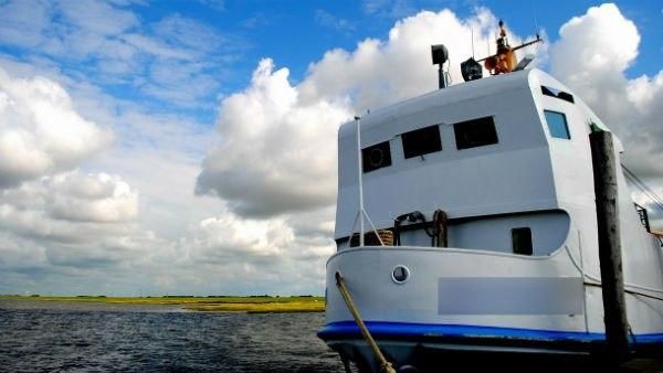 এবার আটকে পড়া শ্রমিকদের ফেরাতে বঙ্গোপসাগরে ফেরি সার্ভিস চালু হবে এই জায়গাগুলির মধ্যে!