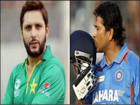 আখতারকে খেলতে গিয়ে সচিনের পা কাঁপত, করোনা থেকে সেরে ফের বিতর্কিত মন্তব্য আফ্রিদির