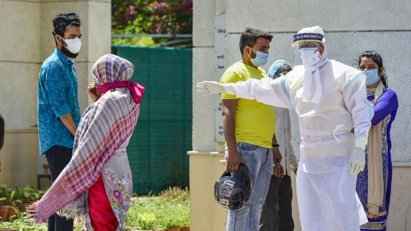 করোনা আবহে নিরাপত্তার উপর বড় প্রশ্নচিহ্ন! কেন অপরাধীদের ধরতে বেগ পেতে হচ্ছে পুলিশকে?