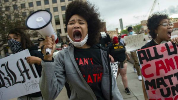 ট্রাম্পের দেশে বর্ণবিদ্বেষের বিষ-বাষ্প, করোনাকালে মার্কিন-এশীয়রাই সর্বাধিক বর্ণবৈষম্যের শিকার