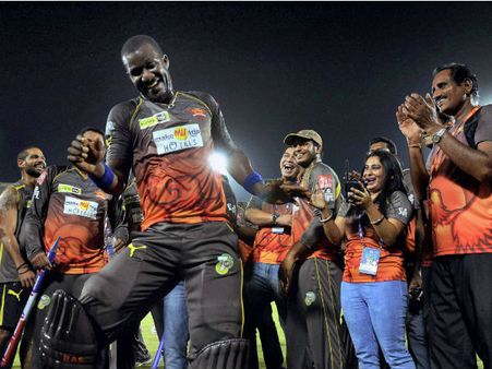 ড্রেসিংরুমেই যত কাণ্ড! 'কালু' কাণ্ডে ভারতীয় ফাস্ট বোলারের কাছে ক্ষমা দাবি স্যামির